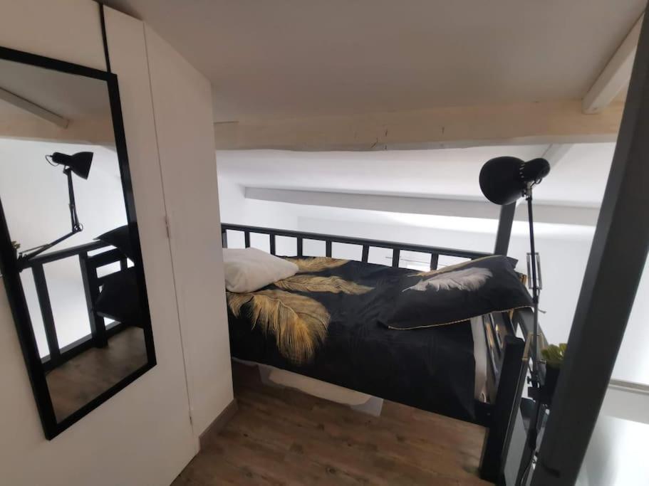Esprit Cocooning -Proche Centre- Apartment Toulon Bagian luar foto